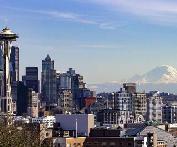 photo of Seattle Washington skyline for car shipping