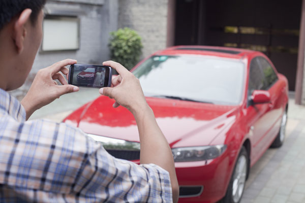 Document Your Vehicle Condition – Take Pictures in Four Corners, FL