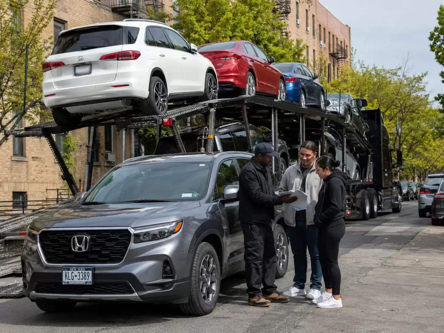 New Jersey-New York Auto Transporter delivering to 30 something couple