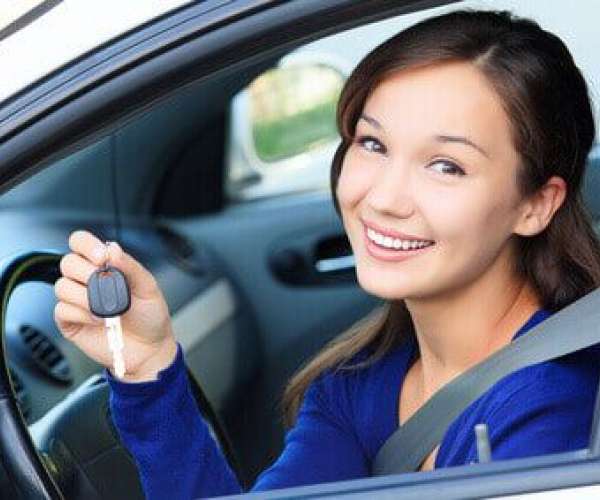 photo of Girl Happy To buy her used car online